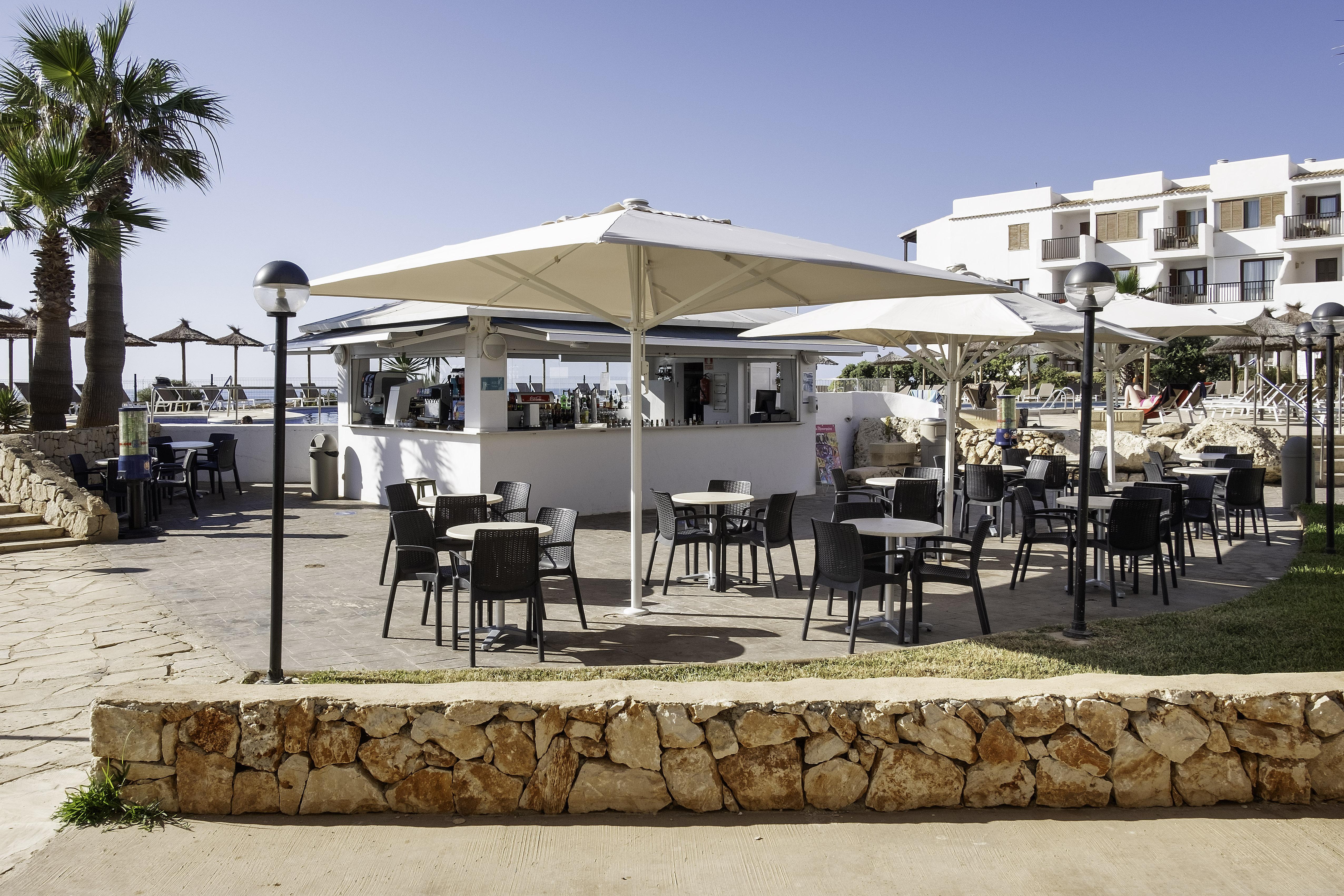 Alua Suites Las Rocas Cala D´Or Exterior foto